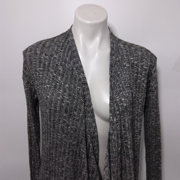 AMERICAN EAGLE OUTFITTERS XS OPEN CARDIGAN - Picture 2 of 7